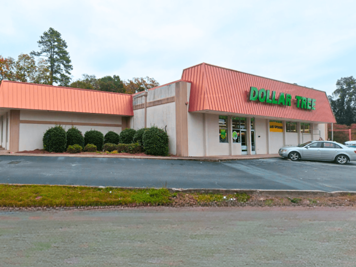 Dollar Tree Plaza