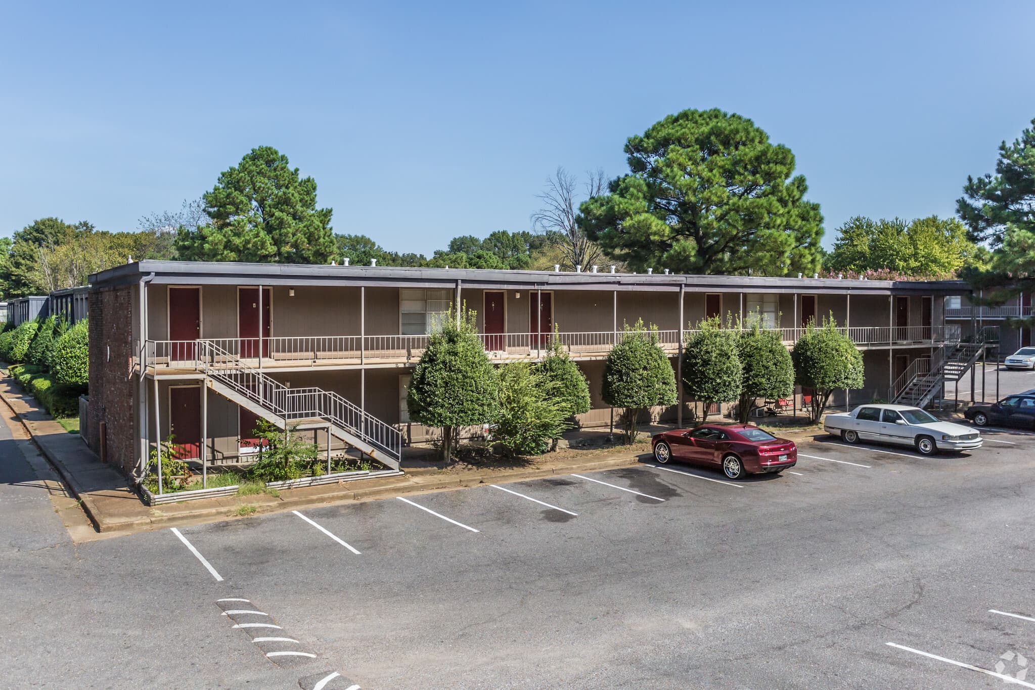 Hillcrest Apartments